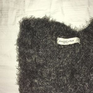 Cropped Abercrombie & Fitch fuzzy sweater
